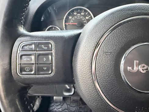 Used 2018 Jeep Wrangler Sport w/ Quick Order Package 23W AWD/4WD image 12