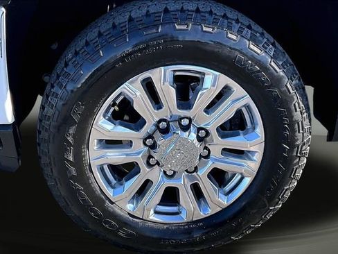 Used 2023 GMC Sierra 2500 Denali w/ Denali Ultimate Package image 33