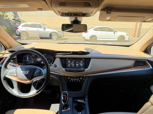 Used 2019 Cadillac XT5 Platinum AWD/4WD image 21