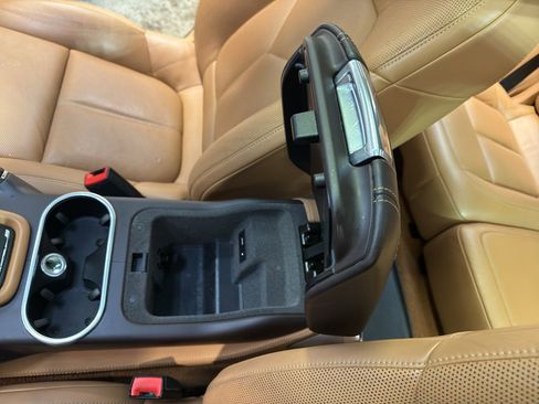 Used 2016 Porsche Cayenne GTS image 20