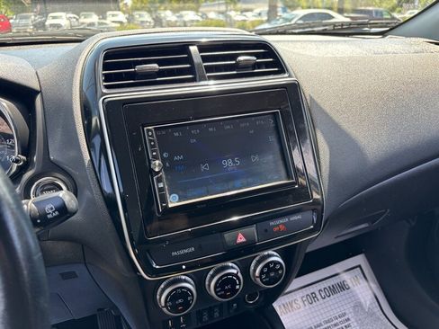 Used 2021 Mitsubishi Outlander Sport SE AWD/4WD image 11