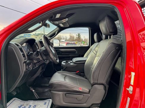 Used 2022 RAM 3500 Tradesman image 23