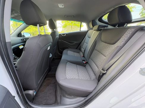 Used 2018 Hyundai Ioniq Blue FWD image 17