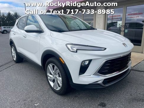 Used 2025 Buick Encore GX Preferred w/ Comfort Package image 9