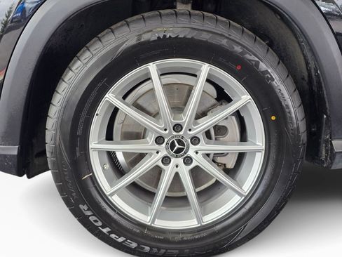 Used 2025 Mercedes-Benz GLE 350 4MATIC image 11