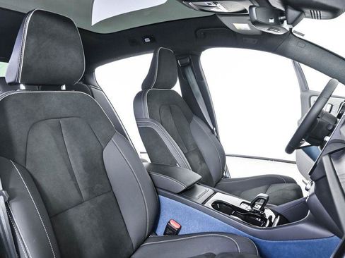Certified 2023 Volvo C40 P8 Recharge Ultimate AWD/4WD image 25