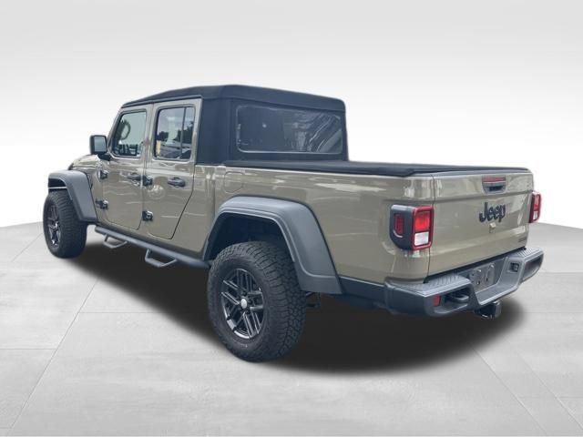 Used 2020 Jeep Gladiator Sport w/ Quick Order Package 24S AWD/4WD image 8
