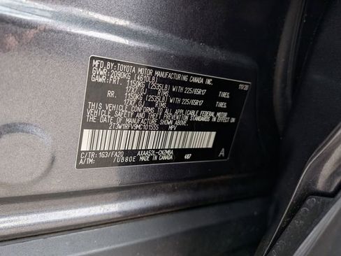 Used 2021 Toyota RAV4 XLE w/ Convenience Package FWD image 33