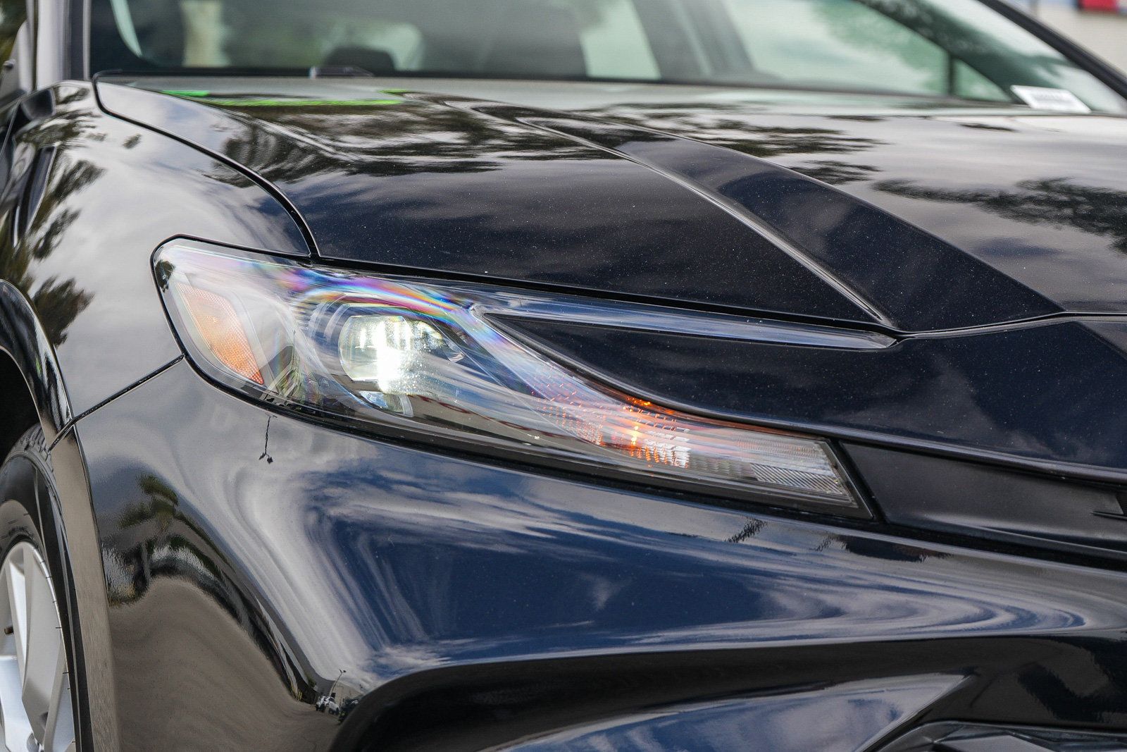 Used 2025 Toyota Camry LE FWD image 4