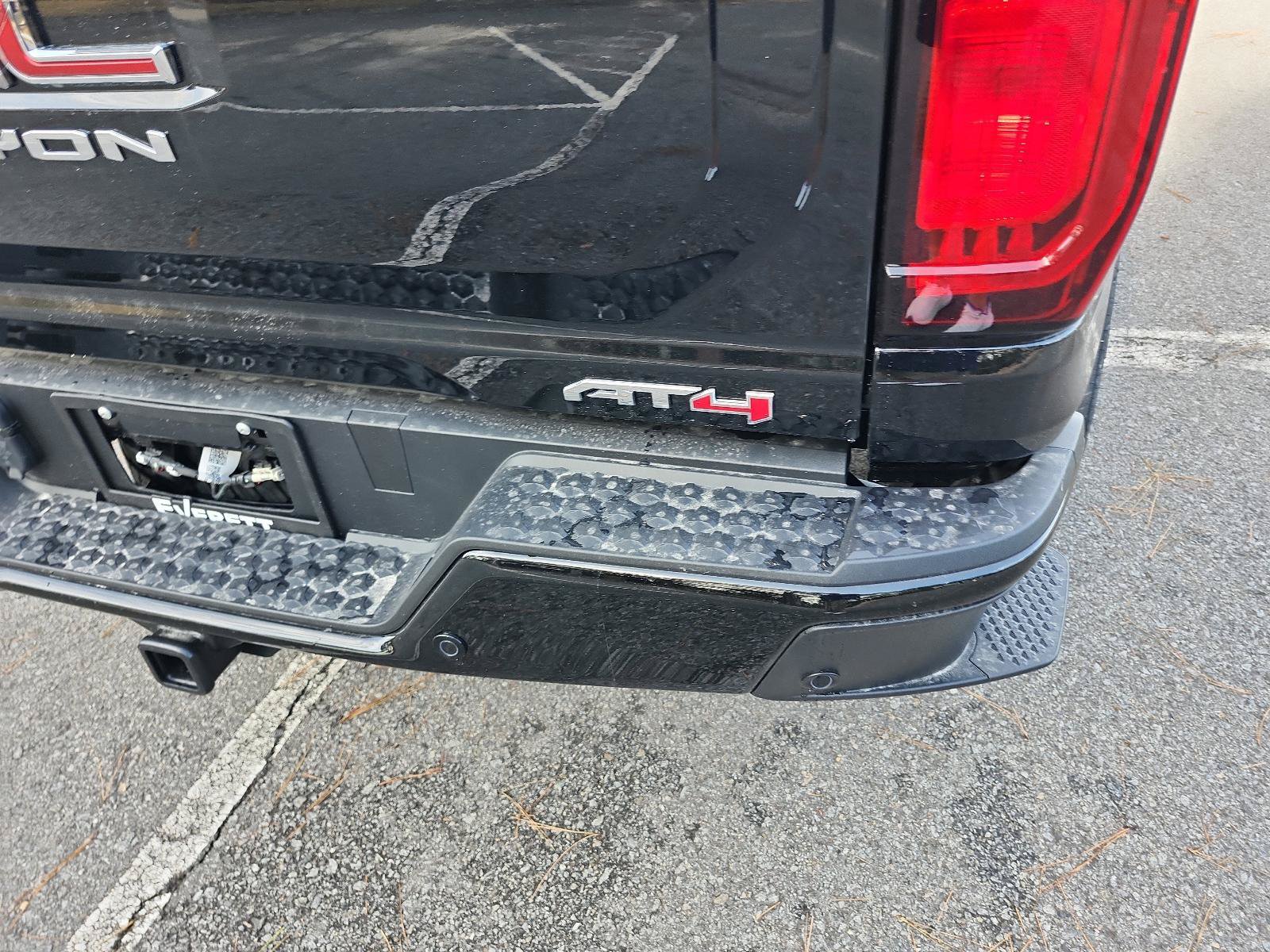 New 2026 GMC Canyon AT4 AWD/4WD image 4