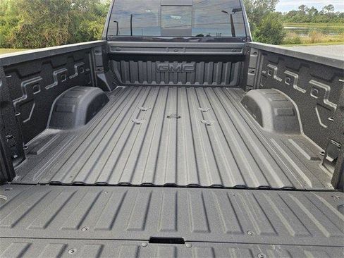 New 2026 GMC Sierra 2500 Denali w/ Denali Reserve Package image 13
