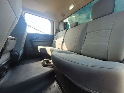 Used 2017 RAM 2500 Tradesman w/ Chrome Appearance Group AWD/4WD image 8