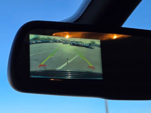 Used 2020 Dodge Journey SE w/ SE Popular Equipment Group image 21