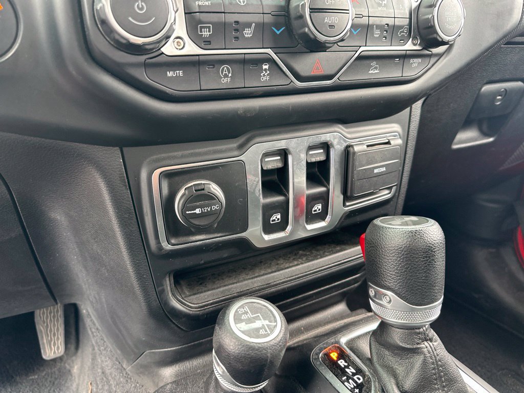 Used 2021 Jeep Wrangler Sport AWD/4WD image 13