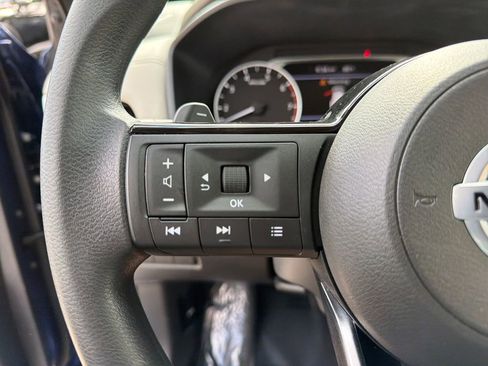 Used 2021 Nissan Rogue SV FWD image 22