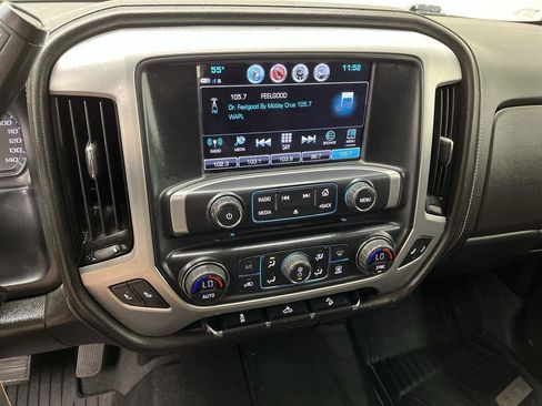 Used 2019 GMC Sierra 1500 SLE w/ SLE Value Package AWD/4WD image 16