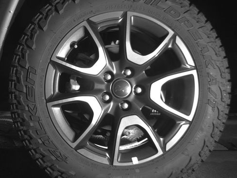 Used 2025 Jeep Compass Trailhawk AWD/4WD image 14