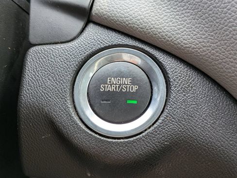 Used 2024 Chevrolet Equinox LS w/ LS Convenience Package FWD image 27
