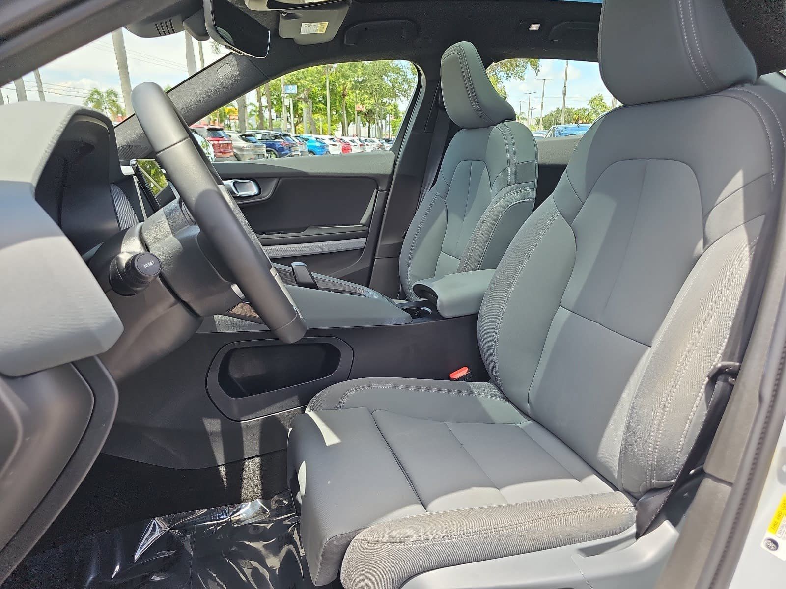 Used 2024 Polestar Polestar 2 AWD/4WD image 15