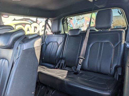 Used 2019 Ford Expedition Max Limited image 18
