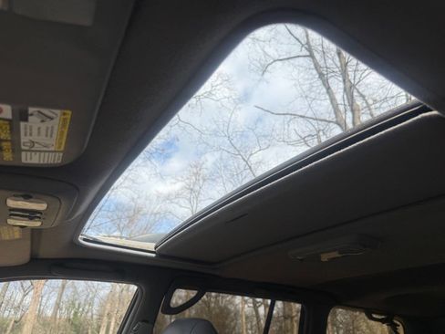 Used 2002 Toyota Land Cruiser image 88