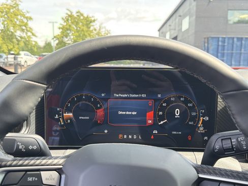 Used 2025 Ford Mustang Convertible RWD image 17