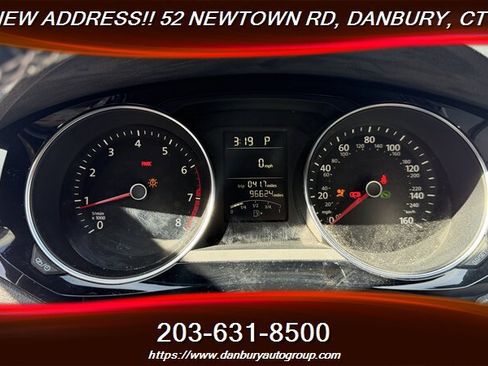 Used 2016 Volkswagen Jetta Sport FWD image 17