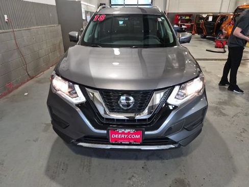Used 2018 Nissan Rogue SV w/ Premium Package AWD/4WD image 8