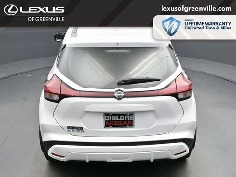 Used 2024 Nissan Kicks S FWD image 41