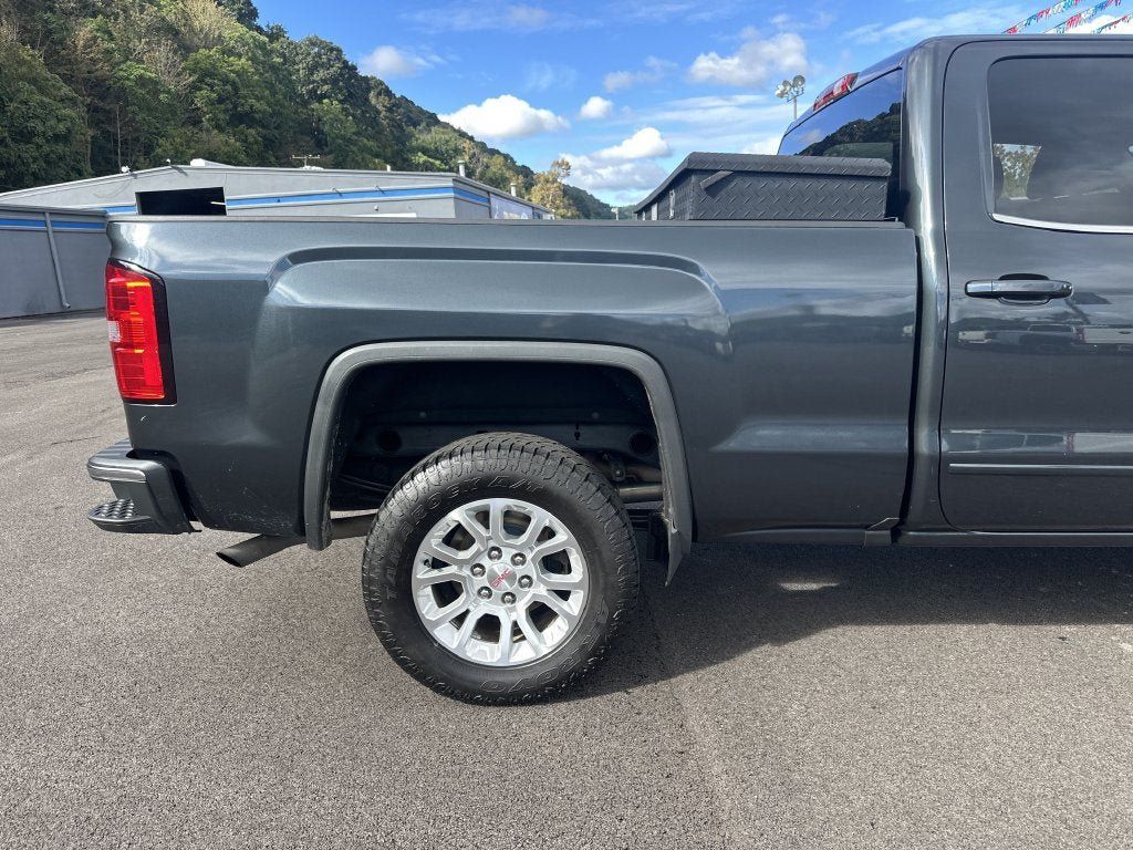 Used 2019 GMC Sierra 1500 SLE w/ SLE Value Package AWD/4WD image 4