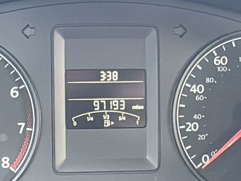 Used 2012 Volkswagen Jetta 2.0L S image 22