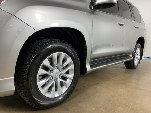 Used 2022 Lexus GX 460 Premium image 39