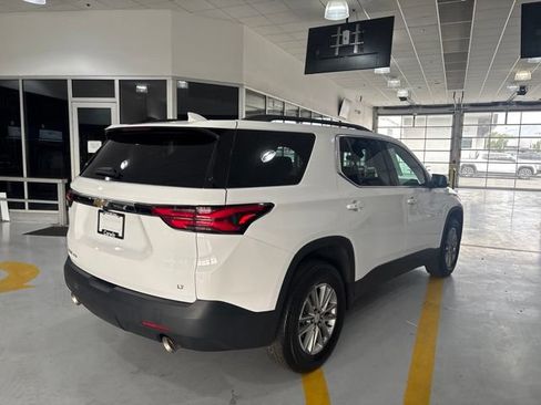 Used 2023 Chevrolet Traverse LT AWD/4WD image 8