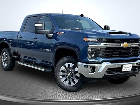 New 2026 Chevrolet Silverado 2500 LT w/ All Star Edition AWD/4WD image 2