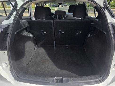 Used 2021 Nissan Kicks S FWD image 30