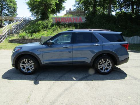 New 2026 Ford Explorer Active w/ Active Comfort Package AWD/4WD image 1