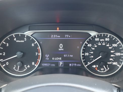 Used 2020 Nissan Altima 2.5 SR w/ Premium Package image 17