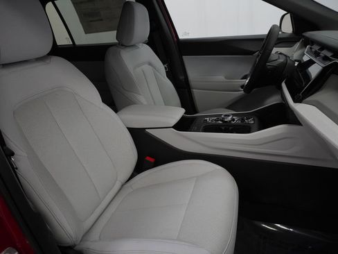 New 2026 Jeep Cherokee Laredo AWD/4WD image 32