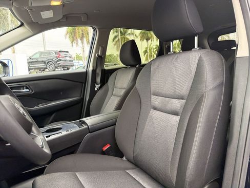 Used 2024 Nissan Rogue SV FWD image 21
