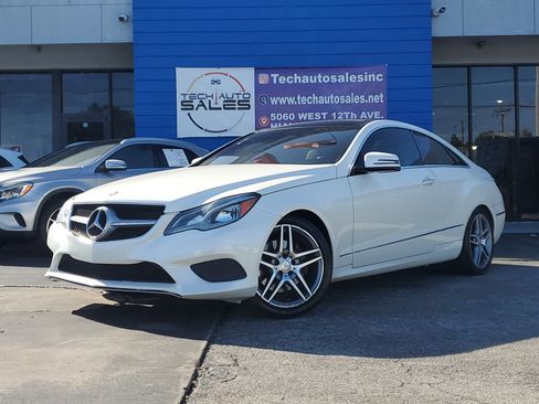 Used 2015 Mercedes-Benz E 400 E 400 w/ Premium 1 Package image 3