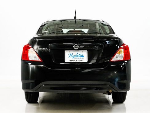 Used 2016 Nissan Versa S image 21