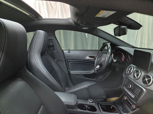 Used 2019 Mercedes-Benz CLA 250 4MATIC image 24