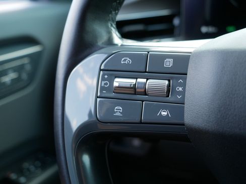 Certified 2024 Kia EV9 Land AWD/4WD image 28