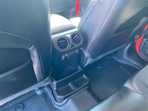 Used 2020 Jeep Wrangler Unlimited Sport AWD/4WD image 23