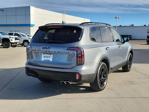 Used 2024 Kia Telluride SX Prestige X-Line image 3