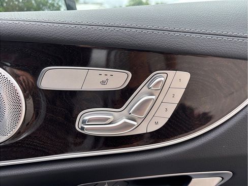 Used 2018 Mercedes-Benz E 400 Coupe image 42