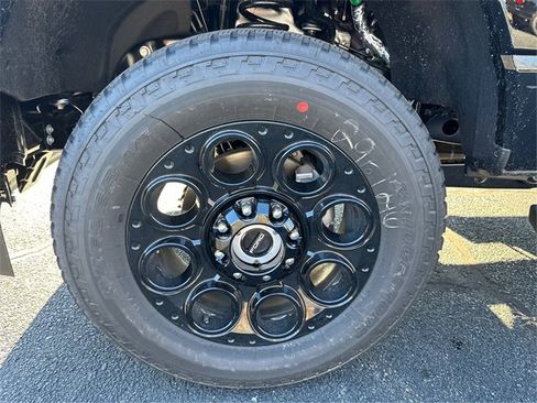 New 2026 Ford F250 Lariat w/ Black Appearance Package image 15