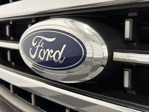 Used 2023 Ford F150 Lariat w/ Equipment Group 502A High AWD/4WD image 13