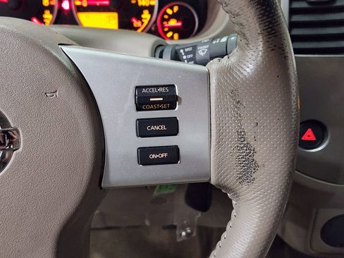 Used 2017 Nissan Frontier SL image 51