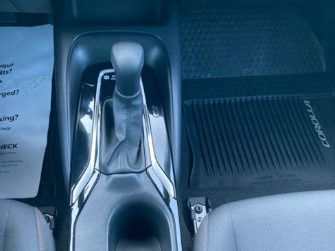 Certified 2023 Toyota Corolla SE w/ Carpet Mat Package (TMS) FWD image 33
